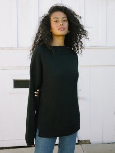 tradlands-haven-mock-neck-sweater-black02-800x